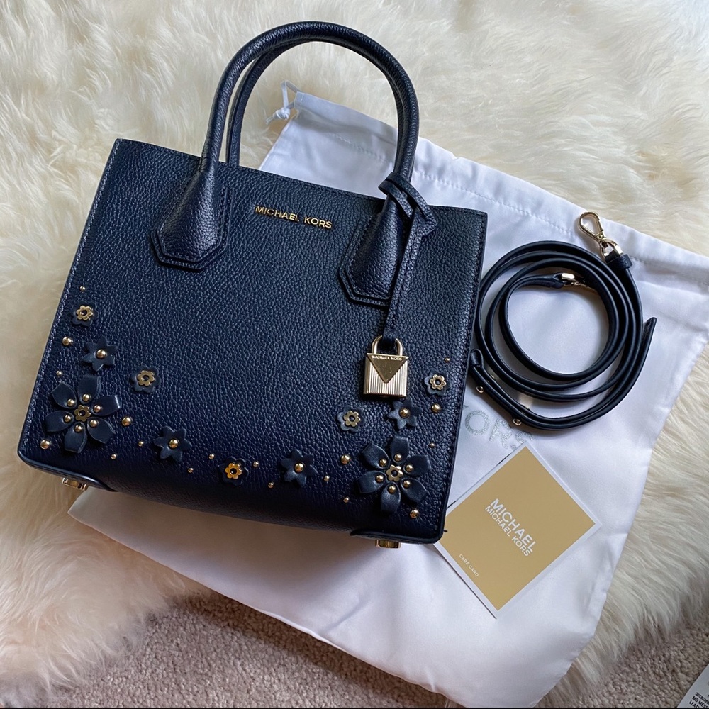 NEW Michael Kors Mercer Medium Messenger